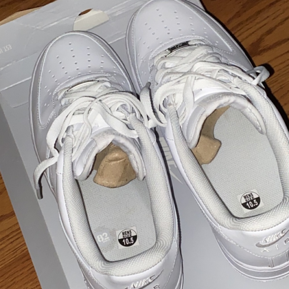 Nike Air Force 1 size 10.5